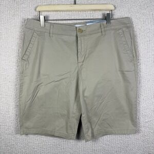 Liz Claiborne NWT Classic Bermuda Shorts Khaki Beige Relaxed Fit Size 14